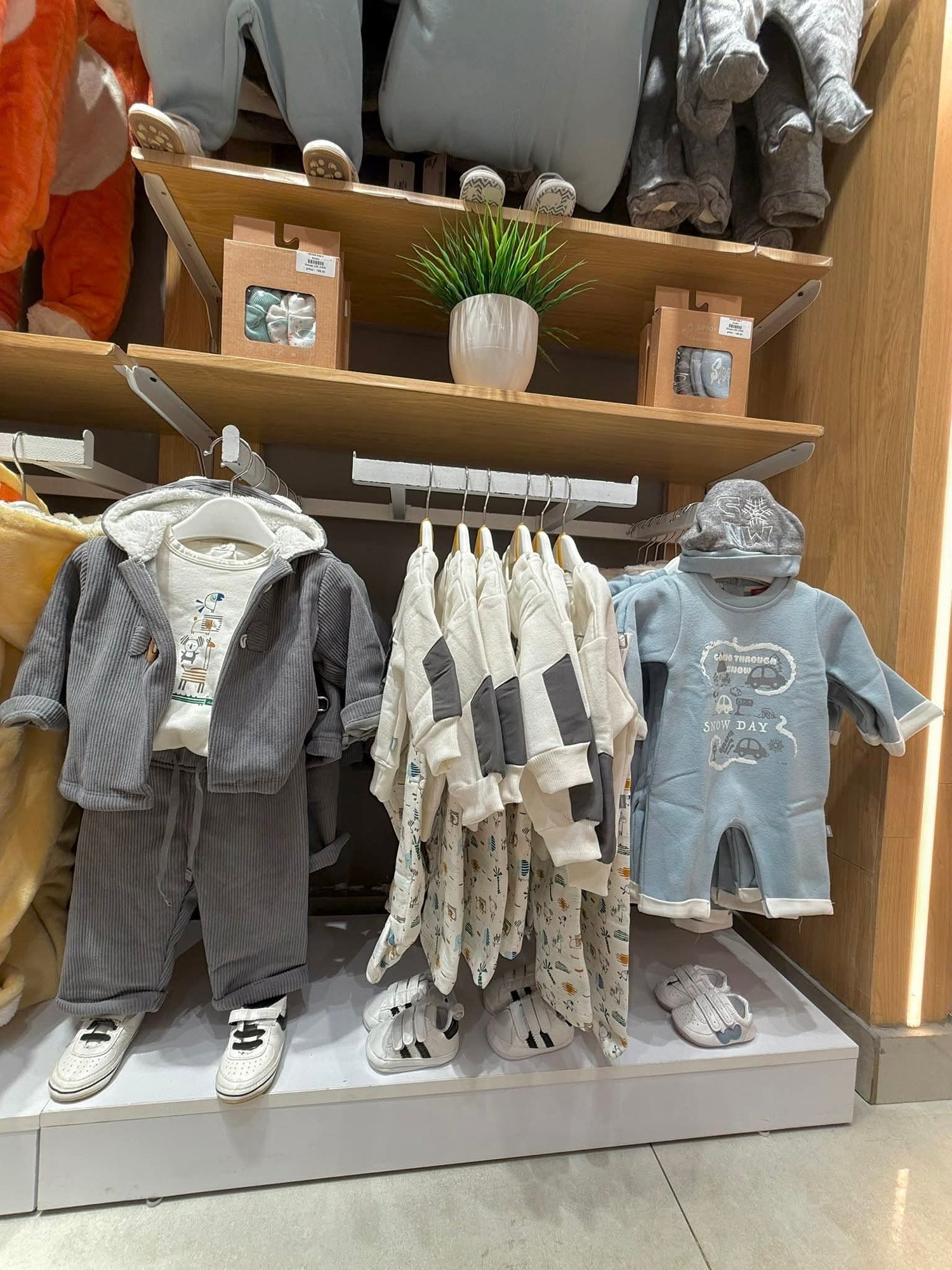 طقم خروج نيوبورن شتوى from0-2 yrs